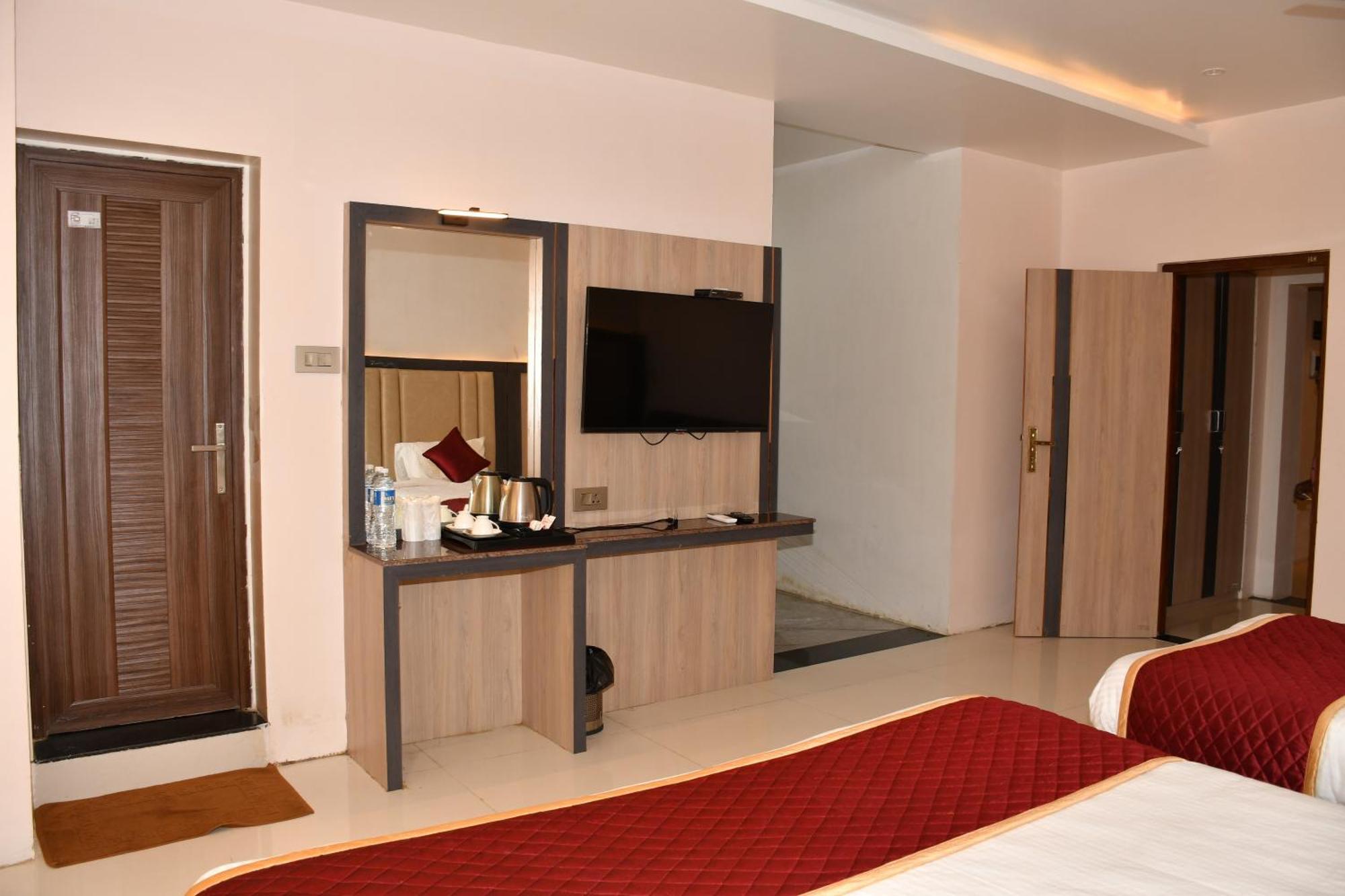 Gb Residency Hotell Ramanathapuram Exteriör bild
